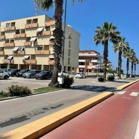 Ad Un Passo Dal Mare Apartment Porto Sant'Elpidio Luaran gambar